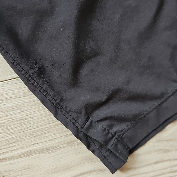 Lululemon T.H.E. Short *Linerless 9" Updated, *Flaw - Read* Size Large - Picture 5 of 16